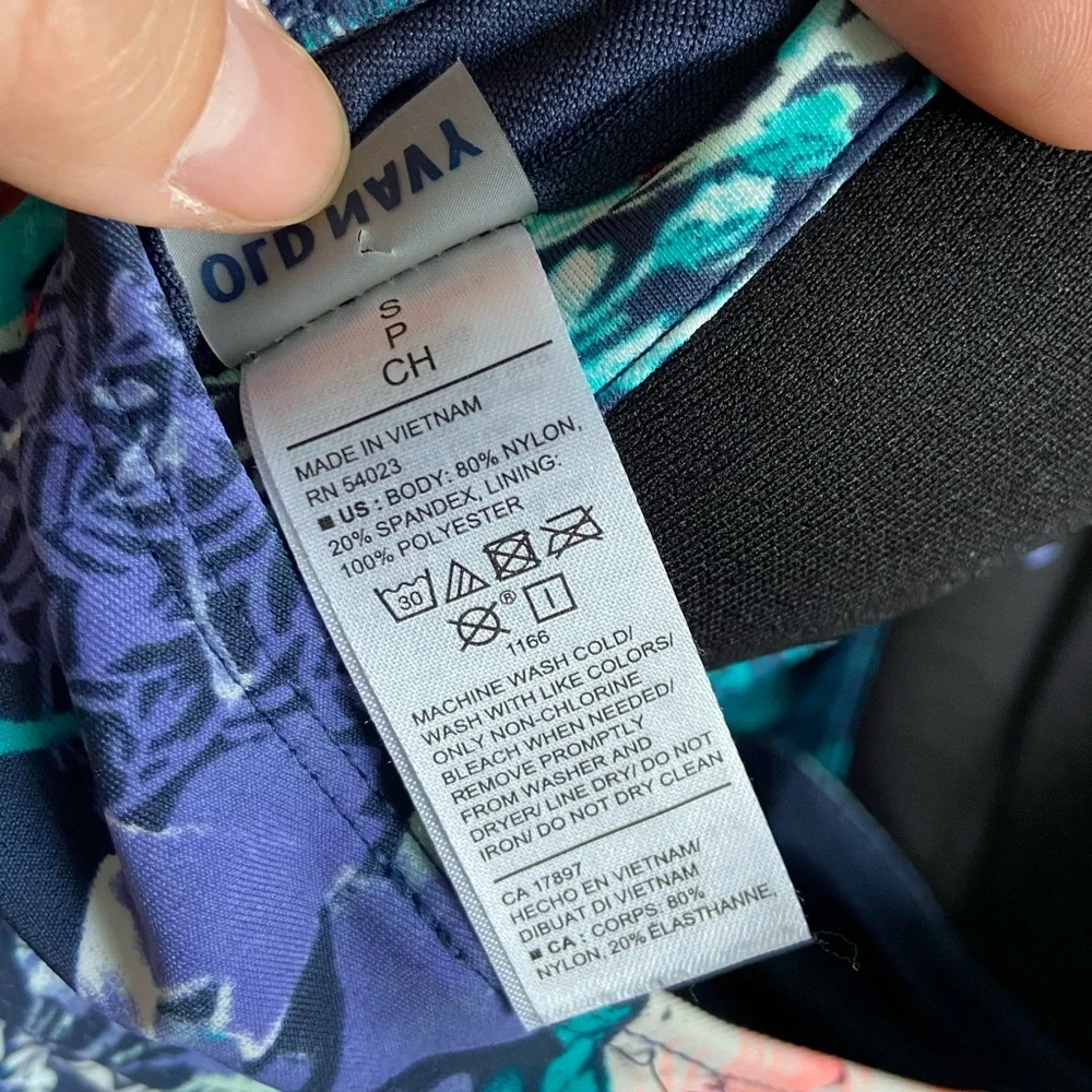 Strapless One Piece Bandeau Swimsuit - Picture 4 of 4
